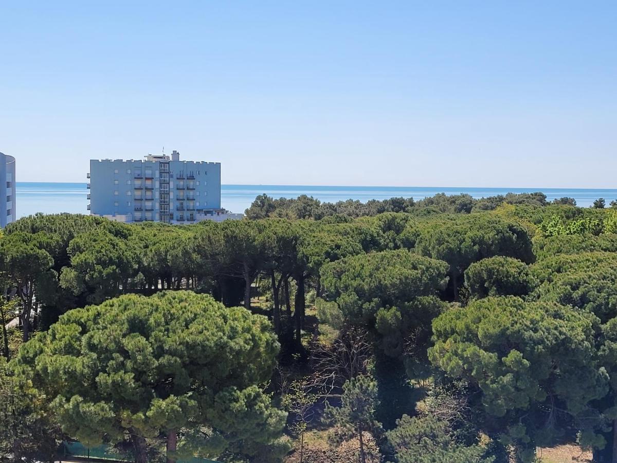 Rosato Double Sea View Apartment Lignano Sabbiadoro Exteriör bild